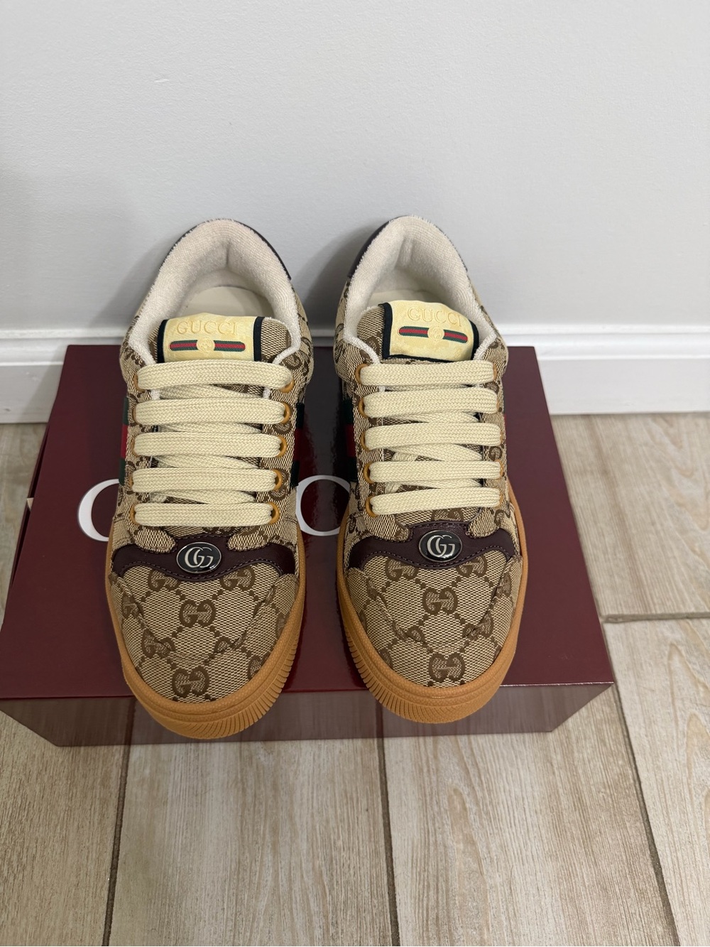 Gucci Women GG Canvas Low-Top Sneakers in Beige, Brown and Tan, NWT